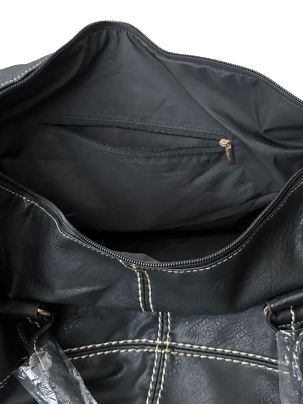 RARE Alfa Duffle Bag A5032 (Black, Stitched)